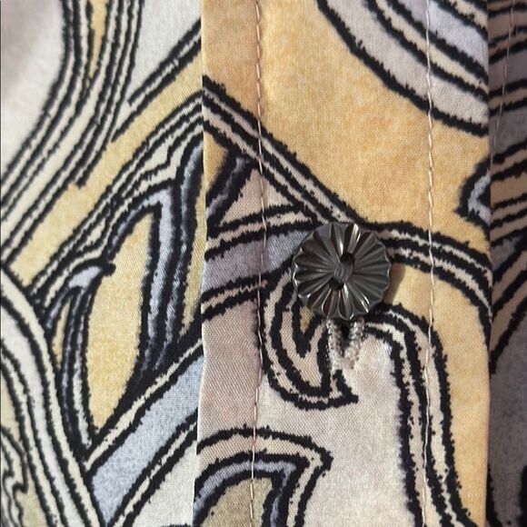 Sigrid Olsen Cream and Gray Graphic Button Down Blouse Size S - Picture 3 of 8